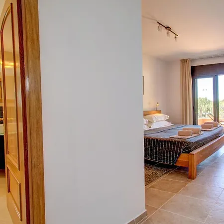 Villa Montgrí 27
